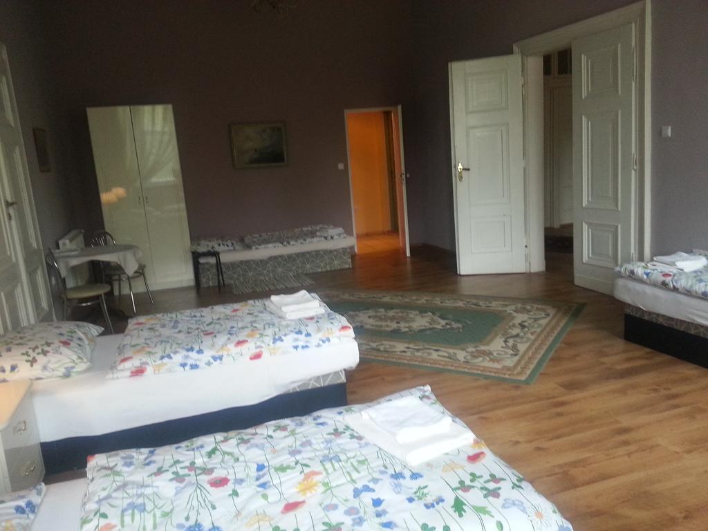 Palac Jastrowiec Екстериор снимка